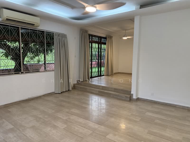 Corner Terrace near Kembangan MRT, Jalan Sentosa, 5 Bedrooms, 3,000 sqft, Terraced House For Rent, by Sharon Leong, 25506692 - PropertyGuru.com.sg