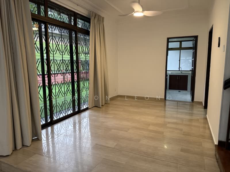 Corner Terrace near Kembangan MRT, Jalan Sentosa, 5 Bedrooms, 3,000 sqft, Terraced House For Rent, by Sharon Leong, 25506692 - PropertyGuru.com.sg