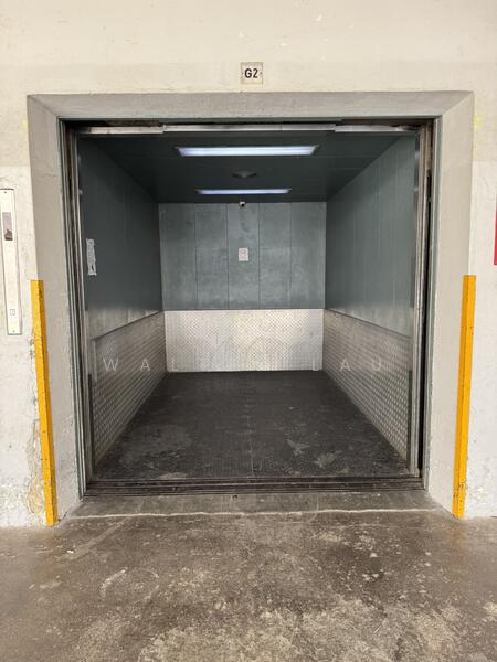 Richfield Industrial Centre, 122 Eunos Avenue 7, 1,593 sqft, Light Industrial (B1) For Rent, by Walter Lau, 25506693 - Typical Cargo Lift - CommercialGuru.com.sg