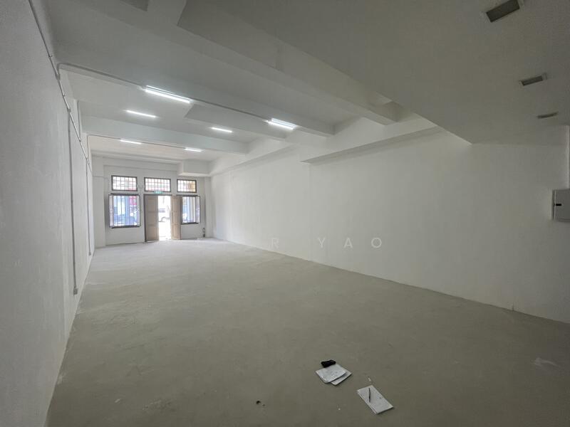 Ground Floor Along Main Road opposite Masjid Khadijah mosque, Geylang Road, Guillemard Road, Lorong 28 Geylang, Eunos / Geylang / Paya Lebar, 904 sqft, Shop / Shophouse For Rent, by Peter Yao, 25507165 - CommercialGuru.com.sg