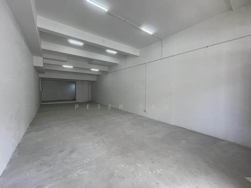 Ground Floor Along Main Road opposite Masjid Khadijah mosque, Geylang Road, Guillemard Road, Lorong 28 Geylang, Eunos / Geylang / Paya Lebar, 904 sqft, Shop / Shophouse For Rent, by Peter Yao, 25507165 - CommercialGuru.com.sg