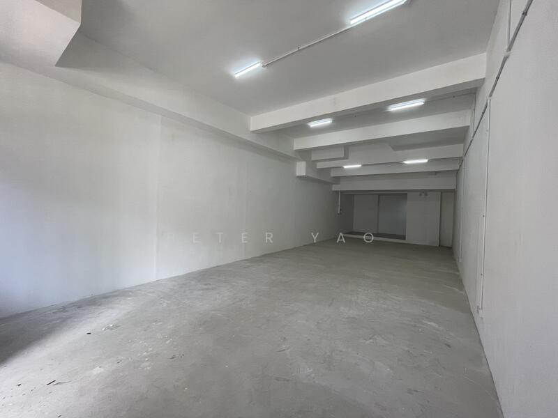 Ground Floor Along Main Road opposite Masjid Khadijah mosque, Geylang Road, Guillemard Road, Lorong 28 Geylang, Eunos / Geylang / Paya Lebar, 904 sqft, Shop / Shophouse For Rent, by Peter Yao, 25507165 - CommercialGuru.com.sg