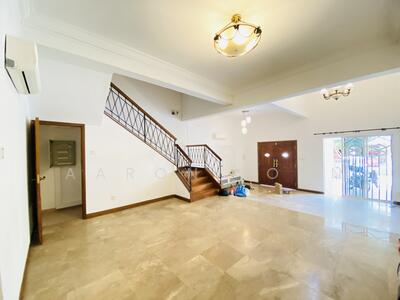 For Sale - Parry Green