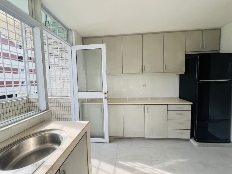 Roxy Square, 50 East Coast Road, 2 Bedrooms, 1,206 sqft, Condominium For Rent, by Agnes Teng, 25507694 - PropertyGuru.com.sg