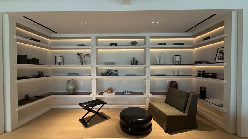 21 Anderson, 21 Anderson Road, 4 Bedrooms, 4,489 sqft, Condominium For Sale, by Elaine She, 25508045 - Living Room - PropertyGuru.com.sg