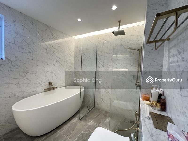 For Sale - ⭐⭐ 3 STOREY CORNER TERRACE @ PASIR RIS ⭐⭐
