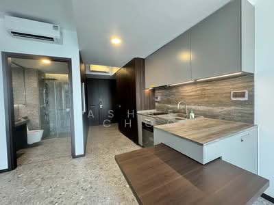 For Rent - One Pearl Bank