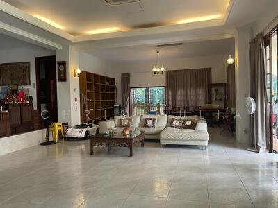 For Sale - Woo mon chew Road