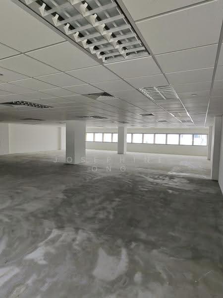 TripleOne Somerset, 111 Somerset Road, Orchard / River Valley, 3,605 sqft, Office For Rent, by Josephine Ong, 25508824 - Interior - CommercialGuru.com.sg