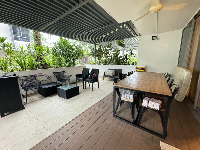 For Sale - Elliot at the East Coast