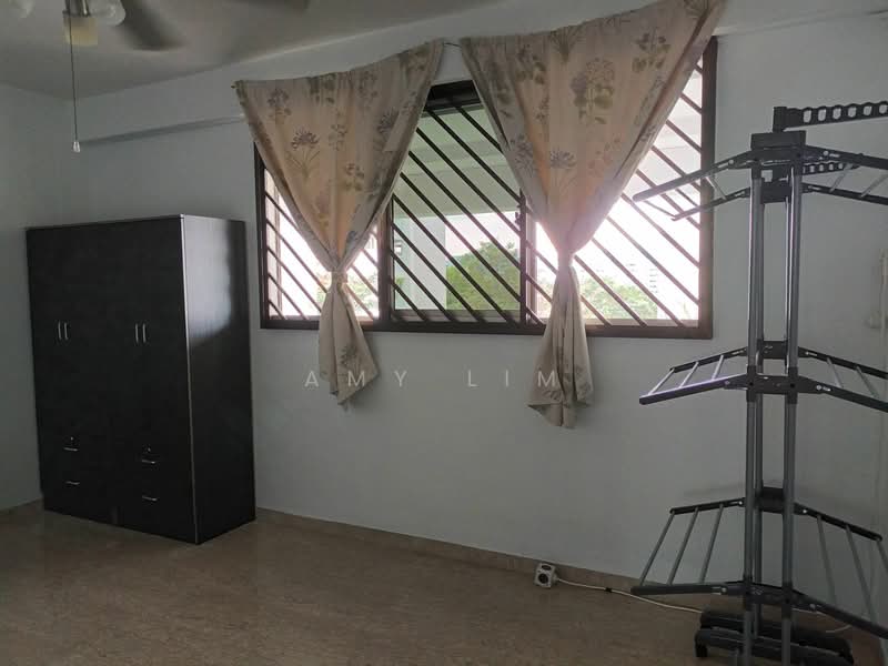 305 Yishun Central, 305 Yishun Central, Room Rental, 100 sqft, HDB Flat For Rent, by Amy Lim, 25509536 - PropertyGuru.com.sg