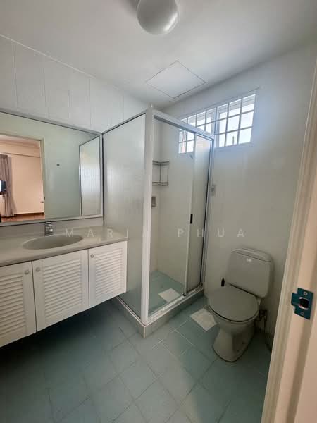 Saint Patrick's Row, , 4 Bedrooms, 2,513 sqft, Terraced House For Rent, by Maria Phua, 25509900 - PropertyGuru.com.sg