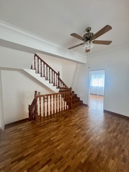 Saint Patrick's Row, , 4 Bedrooms, 2,513 sqft, Terraced House For Rent, by Maria Phua, 25509900 - Big Squarish Family Area - PropertyGuru.com.sg