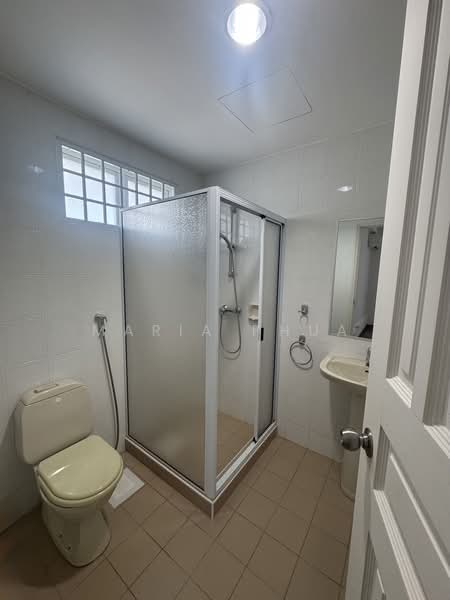 Saint Patrick's Row, , 4 Bedrooms, 2,513 sqft, Terraced House For Rent, by Maria Phua, 25509900 - PropertyGuru.com.sg