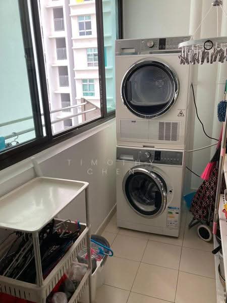 441C Fernvale Road, 441C Fernvale Road, Seletar / Yio Chu Kang, Room Rental, 130 sqft, HDB Flat For Rent, by Timothy Chen, 25509920 - Balcony - PropertyGuru.com.sg