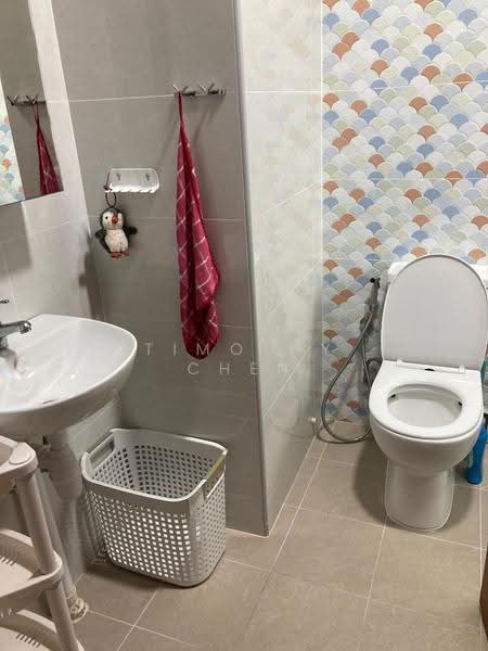 441C Fernvale Road, 441C Fernvale Road, Seletar / Yio Chu Kang, Room Rental, 130 sqft, HDB Flat For Rent, by Timothy Chen, 25509920 - Bathroom - PropertyGuru.com.sg
