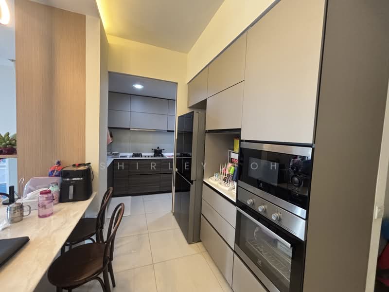 D'Nest, 131 Pasir Ris Grove, 4 Bedrooms, 1,410 sqft, Condominium For Sale, by Shirley Toh, 25510762 - Kitchen - PropertyGuru.com.sg