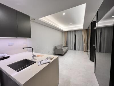 For Sale - Cairnhill Nine