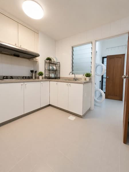 The Regalia, 2 River Valley Close, Room Rental, 70 sqft, Apartment For Rent, by James Lee, 25511293 - PropertyGuru.com.sg