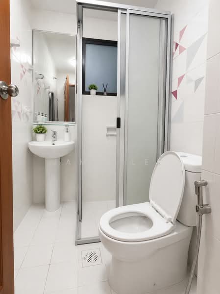 The Regalia, 2 River Valley Close, Room Rental, 70 sqft, Apartment For Rent, by James Lee, 25511293 - PropertyGuru.com.sg