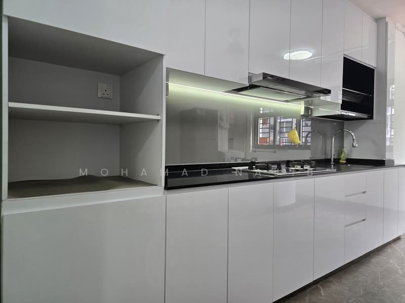 202 Bedok North Street 1, 202 Bedok North Street 1, 2 Bedrooms, 721 sqft, HDB Flat For Rent, by Mohamad Najib, 25511343 - Kitchen - PropertyGuru.com.sg