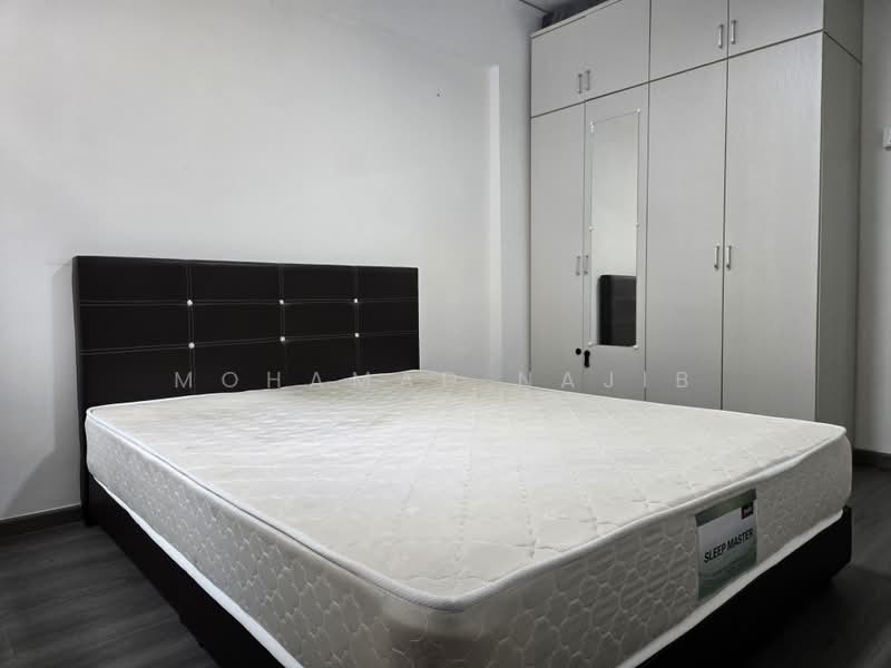 202 Bedok North Street 1, 202 Bedok North Street 1, 2 Bedrooms, 721 sqft, HDB Flat For Rent, by Mohamad Najib, 25511343 - Bedroom - PropertyGuru.com.sg