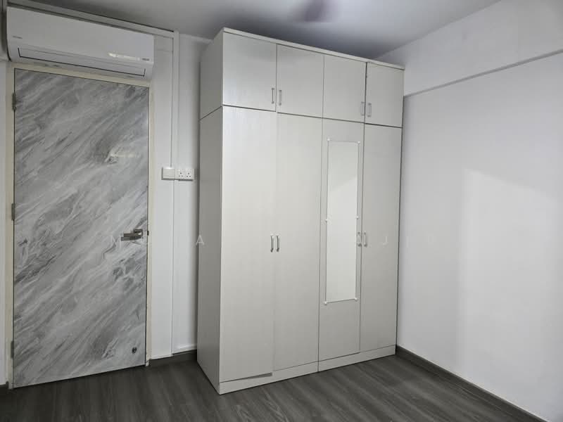 202 Bedok North Street 1, 202 Bedok North Street 1, 2 Bedrooms, 721 sqft, HDB Flat For Rent, by Mohamad Najib, 25511343 - Interior - PropertyGuru.com.sg