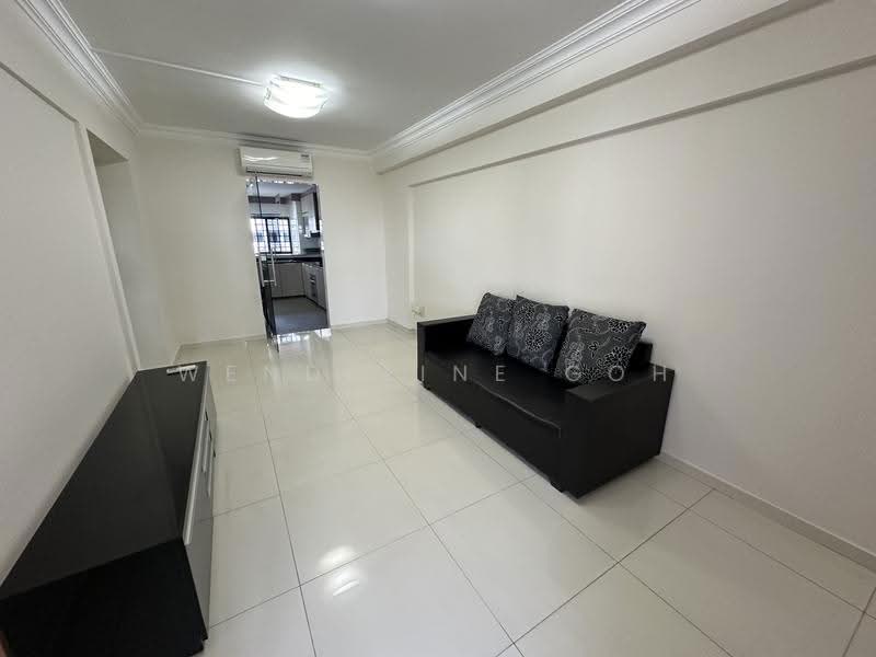 235 Ang Mo Kio Avenue 3, 235 Ang Mo Kio Avenue 3, Ang Mo Kio / Bishan / Thomson, 2 Bedrooms, 721 sqft, HDB Flat For Rent, by Wendeline Goh, 25511581 - Living Room - PropertyGuru.com.sg
