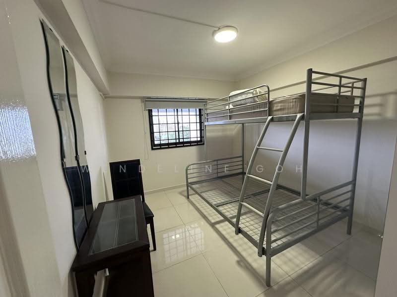 235 Ang Mo Kio Avenue 3, 235 Ang Mo Kio Avenue 3, Ang Mo Kio / Bishan / Thomson, 2 Bedrooms, 721 sqft, HDB Flat For Rent, by Wendeline Goh, 25511581 - Bedroom - PropertyGuru.com.sg