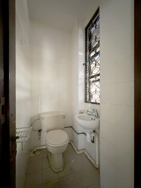 ★ Serangoon Garden Estate ★ 1sty Semi-D ★, Serangoon Garden Estate, 4 Bedrooms, 2,500 sqft, Semi-Detached House For Rent, by Benson Goh, 25511606 - PropertyGuru.com.sg