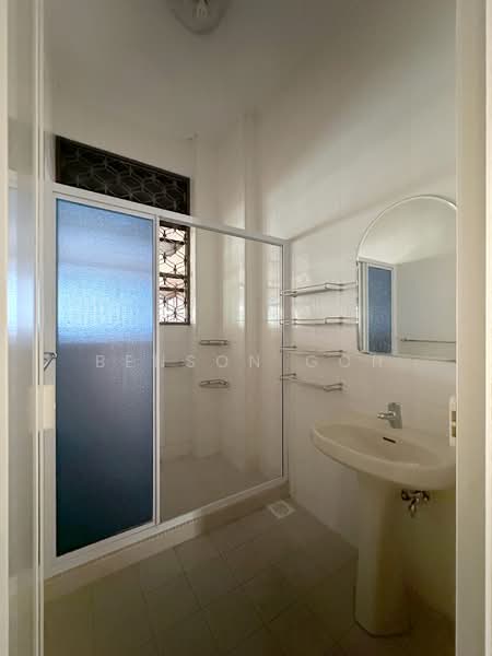 ★ Serangoon Garden Estate ★ 1sty Semi-D ★, Serangoon Garden Estate, 4 Bedrooms, 2,500 sqft, Semi-Detached House For Rent, by Benson Goh, 25511606 - PropertyGuru.com.sg