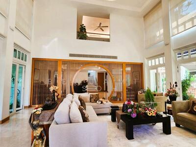 For Sale - BUNGALOW IN ARGUABLY SIGLAP'S/FRANKEL'S GOLDEN MILE