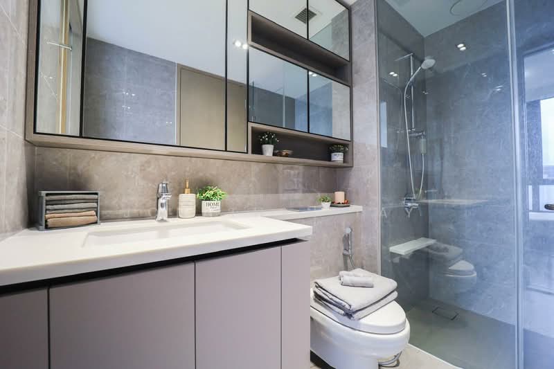 The Tapestry, 61 Tampines Street 86, 1 Bedroom, 441 sqft, Condominium For Sale, by Jonathan Tay, 25512008 - Bathroom - PropertyGuru.com.sg