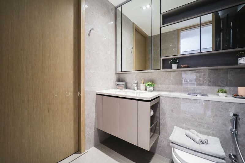 The Tapestry, 61 Tampines Street 86, 1 Bedroom, 441 sqft, Condominium For Sale, by Jonathan Tay, 25512008 - Bathroom - PropertyGuru.com.sg