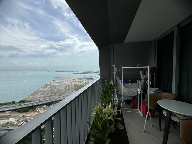 For Sale - V on Shenton