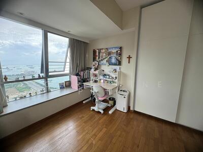 For Sale - V on Shenton