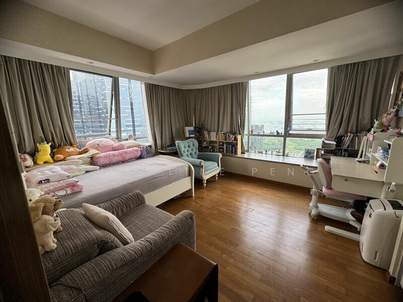 For Sale - V on Shenton