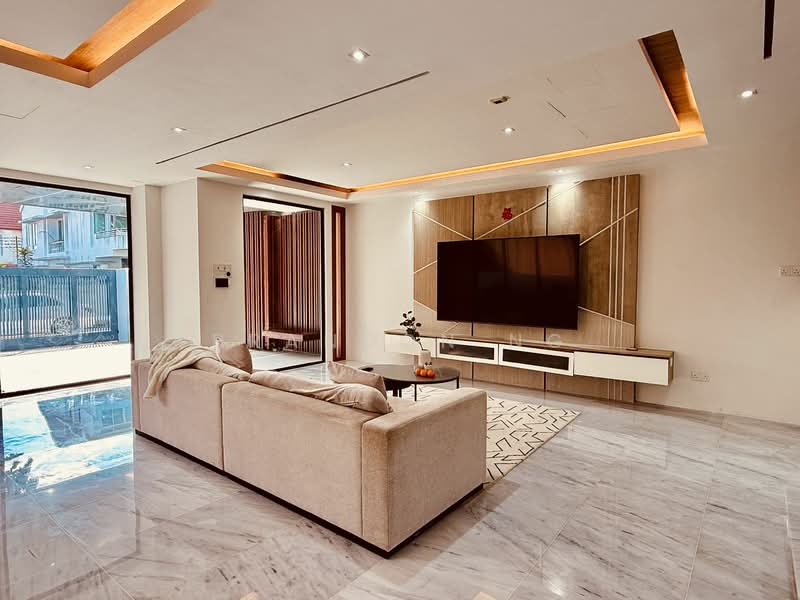 ⭐️⭐️LANDED7772 @ RENOVATED SEMI-D OFF SIGLAP Semi-Detached House For Sale at S$ 6,990,000 | PropertyGuru Singapore