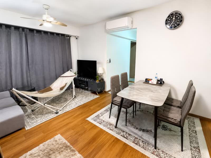 456B Sengkang West Road, 456B Sengkang West Road, Room Rental, 100 sqft, HDB Flat For Rent, by Joey Lim, 25512738 - Living Room - PropertyGuru.com.sg