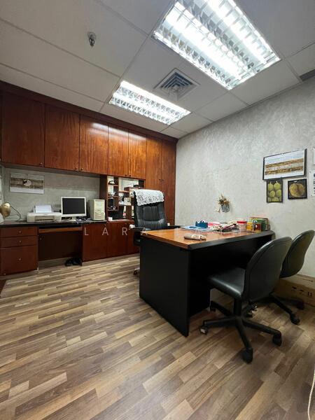 Textile Centre, 200 Jalan Sultan, Beach Road / Bugis / Rochor, 1,270 sqft, Office For Sale, by Lara Lam, 25512876 - CommercialGuru.com.sg