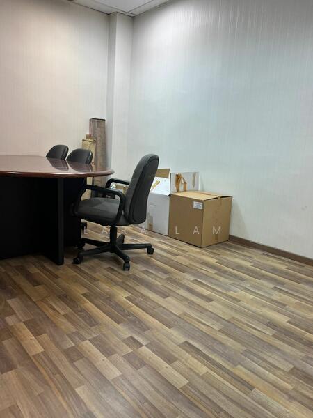 Textile Centre, 200 Jalan Sultan, Beach Road / Bugis / Rochor, 1,270 sqft, Office For Sale, by Lara Lam, 25512876 - CommercialGuru.com.sg