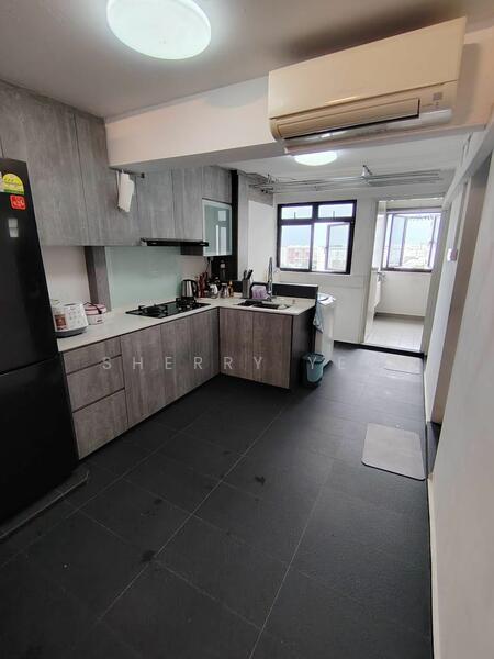 For Rent - 210 Boon Lay Place