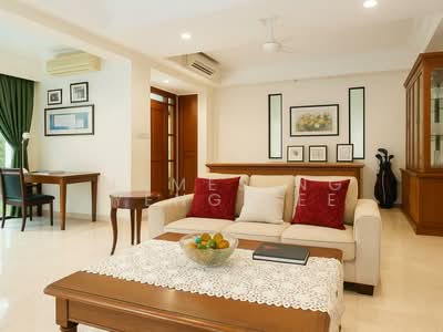 For Sale - ✨Cosy Bungalow Watten Estate!✨ 独立，优 质 洋 房 打折出 售. Spacious, Private Home. James Ng 83839800
