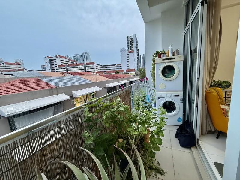 Rangoon 88, 88 Rangoon Road, Farrer Park / Serangoon Rd, 1 Bedroom, 645 sqft, Condominium For Sale, by Evone Yap, 25513411 - Balcony - PropertyGuru.com.sg