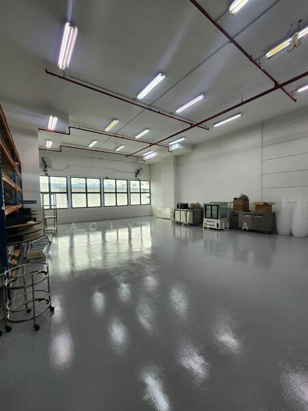 Paya Lebar 178, 178 Paya Lebar Road, 1,690 sqft, Light Industrial (B1) For Sale, by Jaclyn Chua, 25513734 - CommercialGuru.com.sg