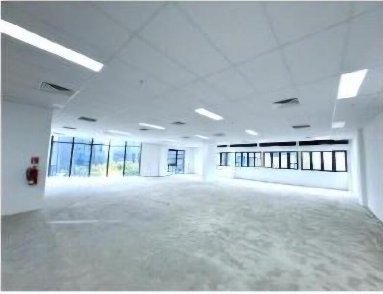 Ramp-up high ceiling at Pasir Panjang 40ft access 5000 to 200,000sf 7 5m ceiling, , 10,000 sqft, Warehouse For Rent, by Benson Chan, 25514061 - CommercialGuru.com.sg