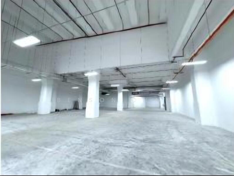 Ramp-up 7.5m ceiling at Pasir Panjang 40ft container accessible, , 20,000 sqft, Warehouse For Rent, by Benson Chan, 25514068 - CommercialGuru.com.sg