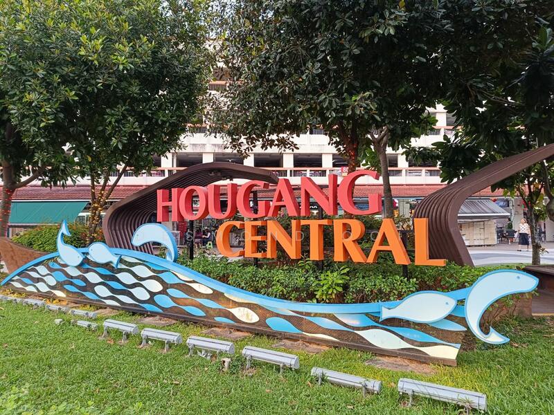 The MidTown, 1187 Upper Serangoon Road, 500 sqft, Mall Shop For Rent, by Desmond Ooi, 25514317 - CommercialGuru.com.sg
