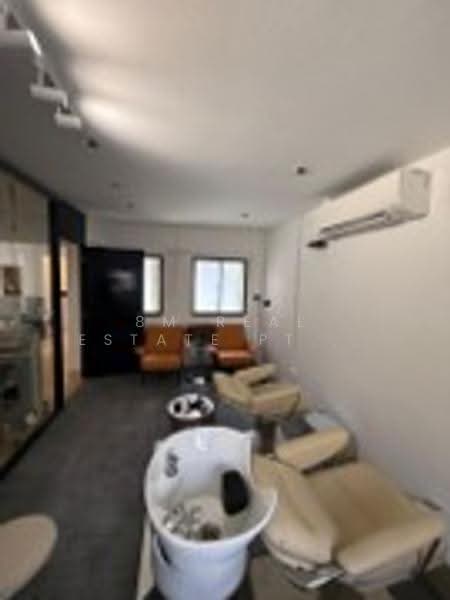 9 Craig Road #03-01, Chinatown / Tanjong Pagar, 1,200 sqft, Office For Rent, by Leasing Team, 25514717 - Interior - CommercialGuru.com.sg