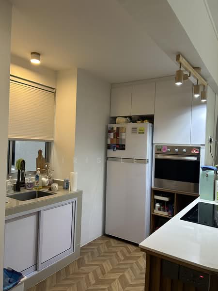 Crystal Court, 456 River Valley Road, 2 Bedrooms, 1,206 sqft, Apartment For Sale, by Iris Lee, 25514827 - PropertyGuru.com.sg
